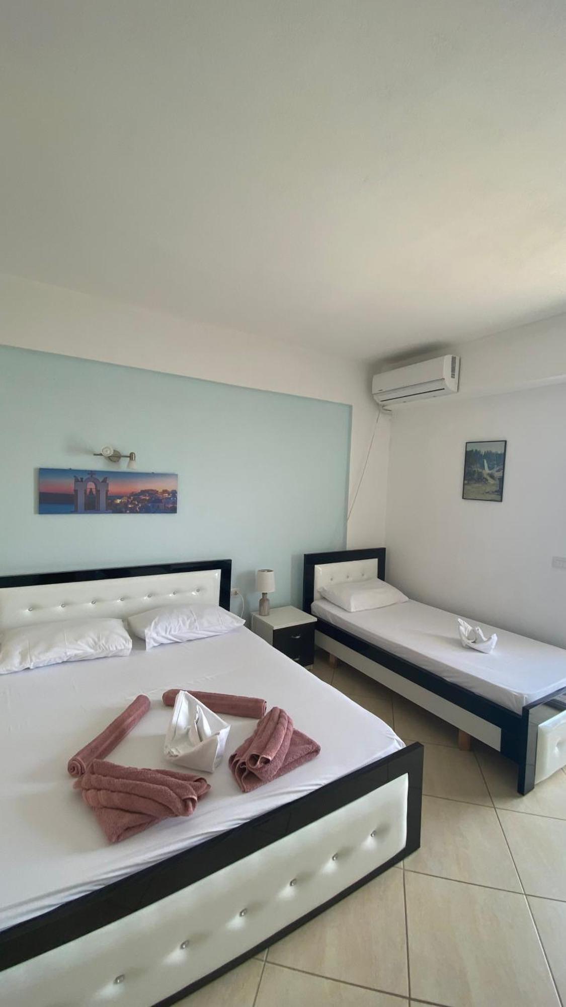 Hotel Ria Mare à Qeparo Extérieur photo