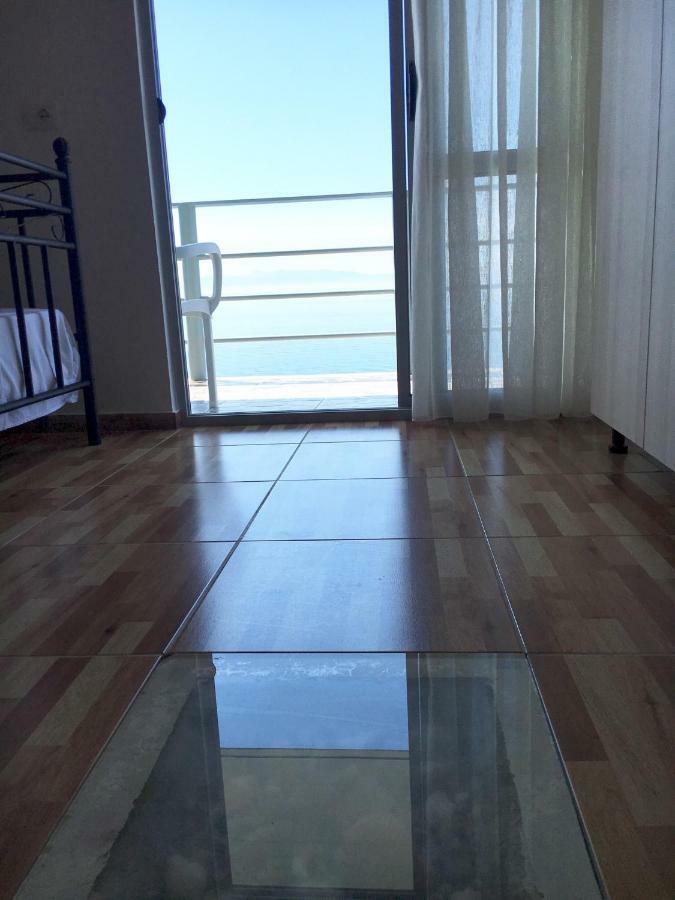 Hotel Ria Mare à Qeparo Extérieur photo
