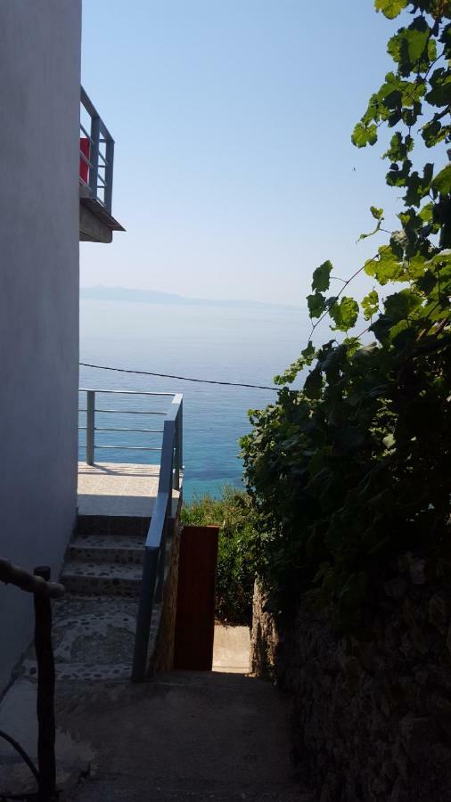 Hotel Ria Mare à Qeparo Extérieur photo