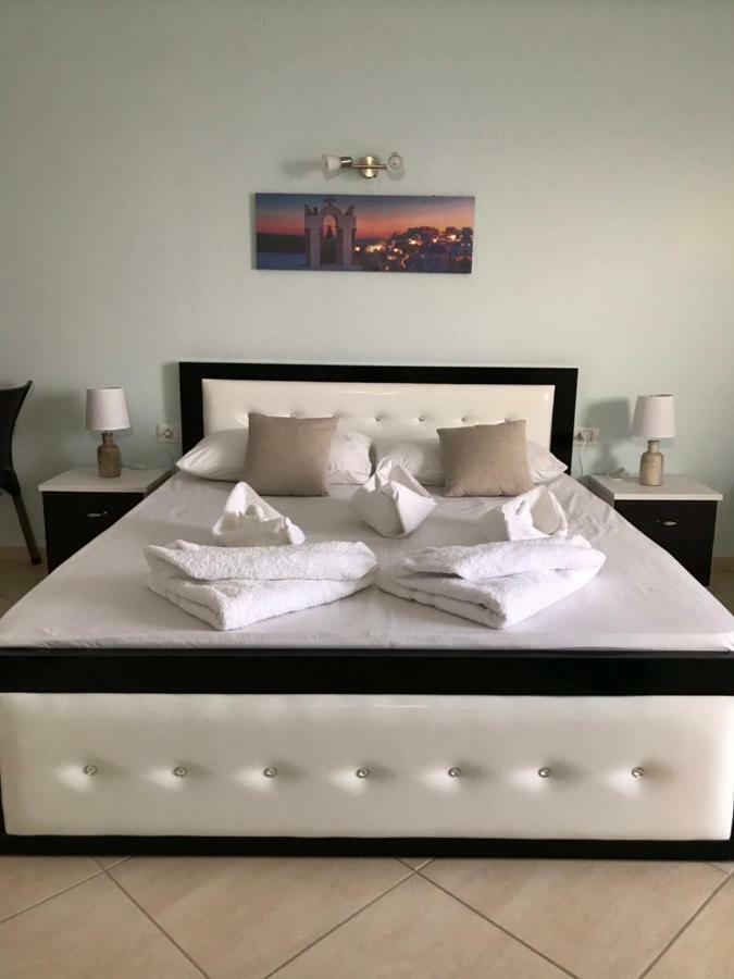 Hotel Ria Mare à Qeparo Extérieur photo